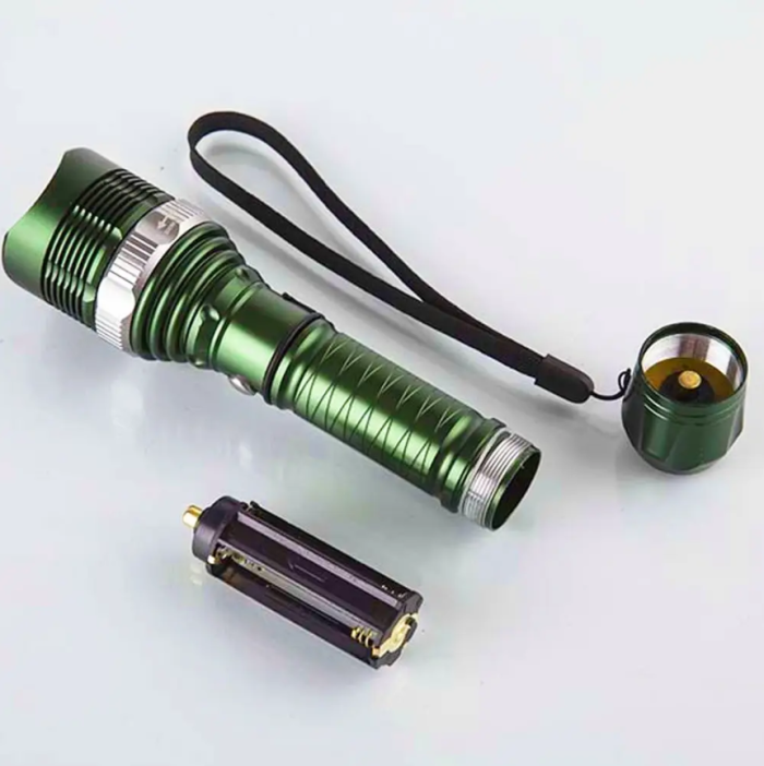 Ліхтарик Ручний LED MOUNTAIN WOLF  XL-8806